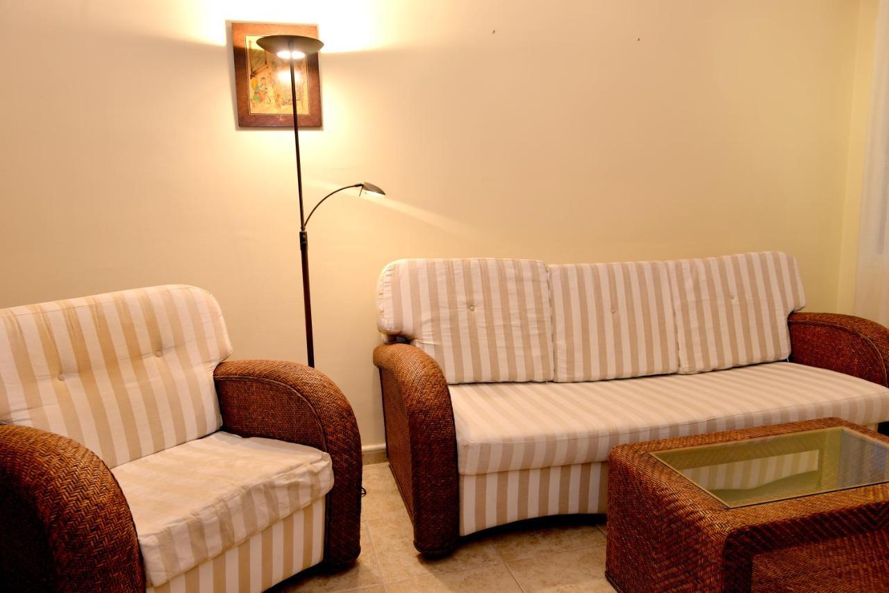 Apartamento Arcos Cala Real Aguilas Bagian luar foto